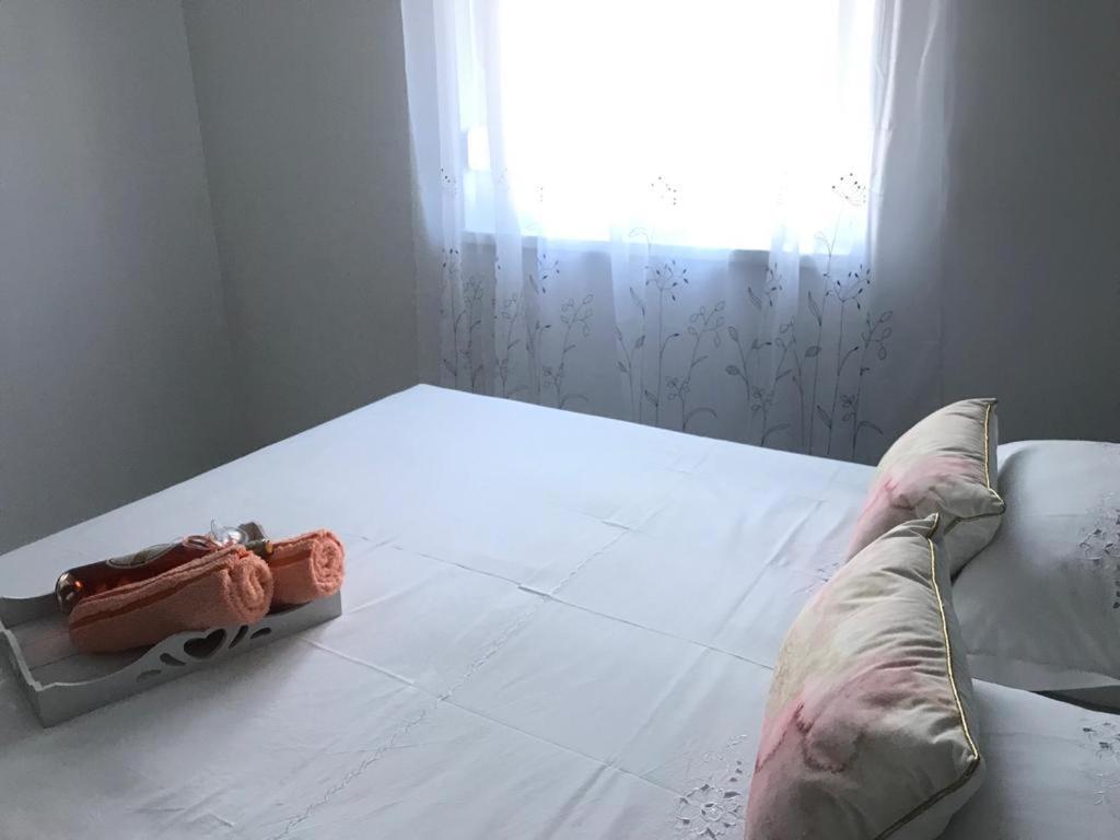 Hedonist-Luxury 2 Bedroom Apartment With Private Hot Tub, Garden And Free Parking تروغير المظهر الخارجي الصورة