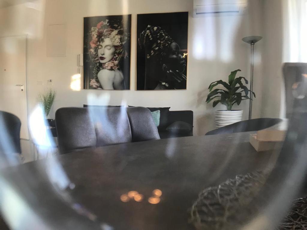 Hedonist-Luxury 2 Bedroom Apartment With Private Hot Tub, Garden And Free Parking تروغير المظهر الخارجي الصورة