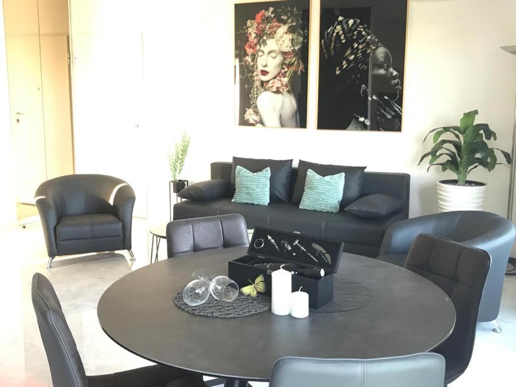 Hedonist-Luxury 2 Bedroom Apartment With Private Hot Tub, Garden And Free Parking تروغير المظهر الخارجي الصورة